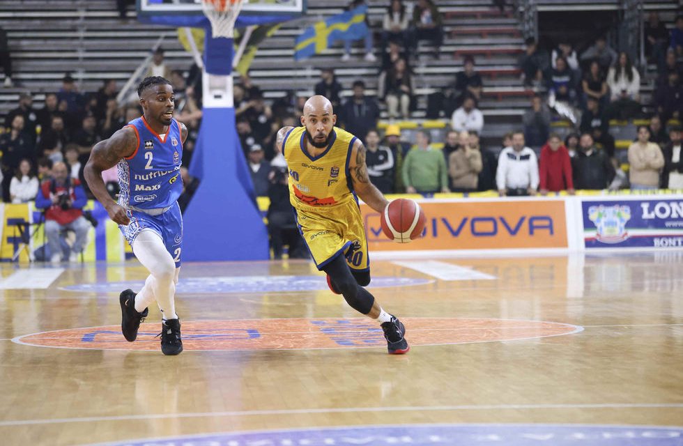 Scafati, Logan è il quarto giocatore in attività a tagliare il traguardo dei 3000 punti segnati in A