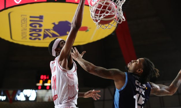 BM ON LBA / VARESE VERSIONE NBA ANNIENTA NAPOLI: 106-79 NEL SEGNO DI REYES – DI ANTONIO CATALANO