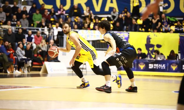 FOCUS BM/A2 EMOTICON: EPISODIO XX. OTTO-VOLANTE TORINO, MA TREVIGLIO NON MOLLA (E CENTO NEMMENO). CHE SPETTACOLO A RIMINI, MENTRE CANTÙ SI COMPLICA LA VITA. UN THORNTON GLACIALE È l’MVP DI BM – DI LUIGI AMORI