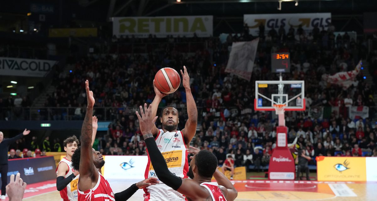 BM ON LBA/ Pesaro torna al successo, sconfitta Reggio Emilia 85-74 alla Vitrifrigo Arena