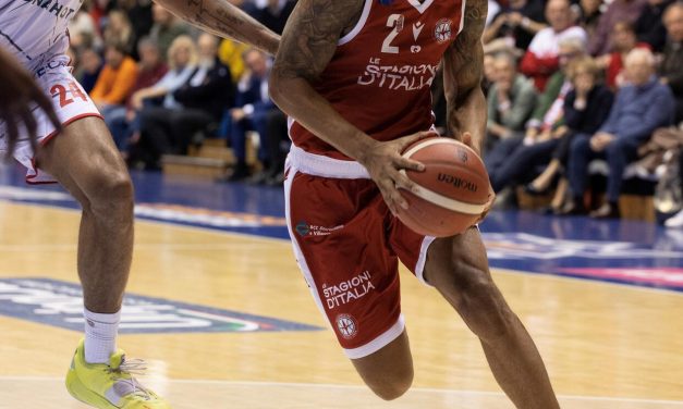 Trieste, si ferma Jalen Hudson per una distorsione al ginocchio destro