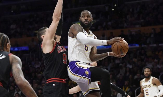 BM ON NBA/ Lakers K.O. nonostante il ritorno di Lebron James. Dallas è in crisi, i play-in sono a rischio – di Alessandro di Bari