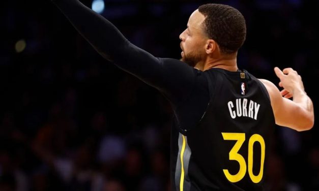 BM ON NBA/ Curry guida la rimonta dei Warriors sui Bucks. Non bastano i 38 di Butler, vincono Banchero e compagni – di Alessandro di Bari
