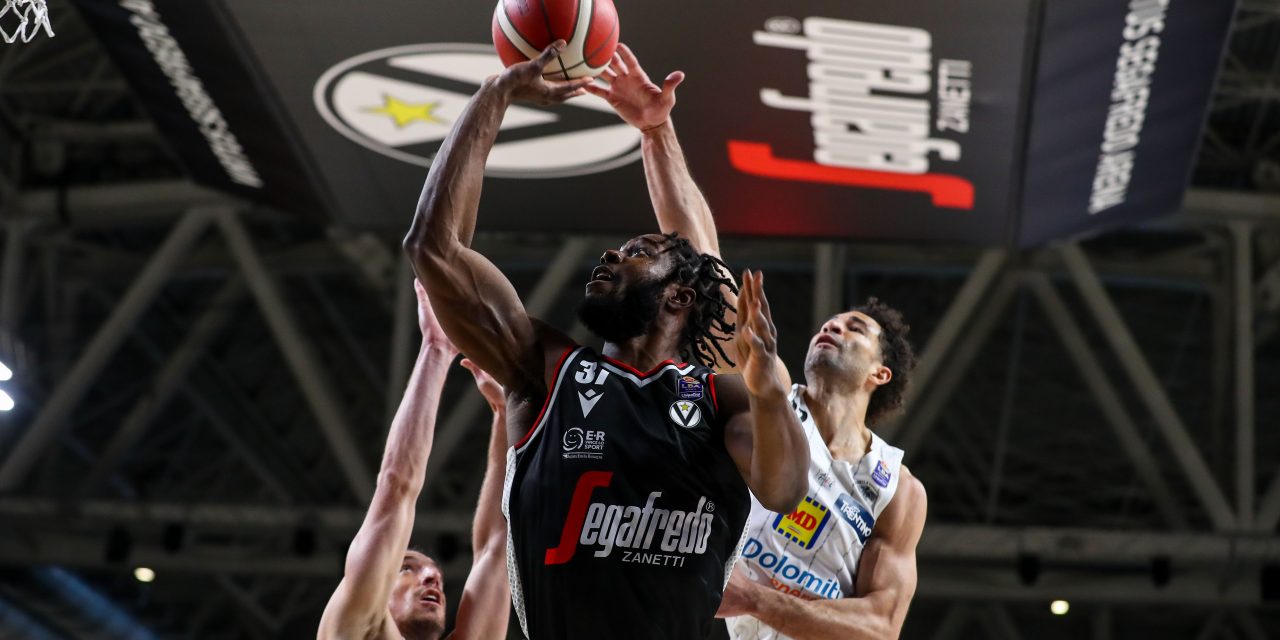 Semi Ojeleye: “Inizialmente volevo restare a Bologna, ma Valencia mi ha presentato un’opportunità incredibile”