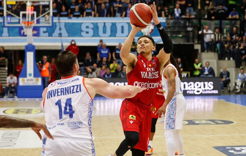BM ON LBA / VARESE ESPUGNA CON IL BRIVIDO FINALE IL PALAVERDE: 95-97 NEL SEGNO DI ROSS – DI ANTONIO CATALANO
