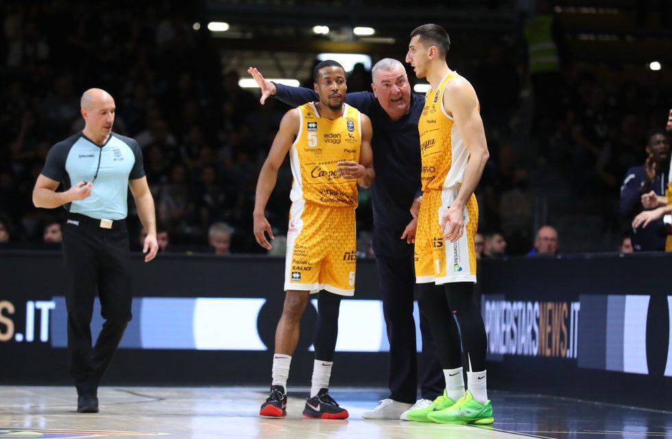 Pesaro, parla il presidente del Consorzio Arceci: “Non è un gran momento, ma i playoff non sono ancora compromessi”