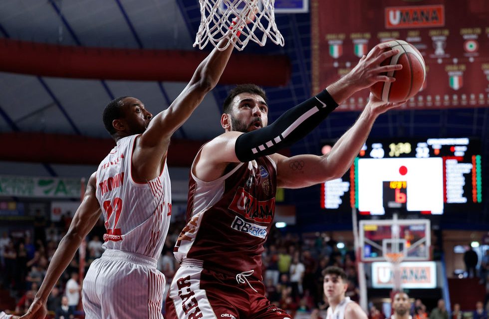 Venezia, Amedeo Tessitori autore della sua miglior gara di sempre in serie A contro Varese (20 punti e 29 di valutazione)
