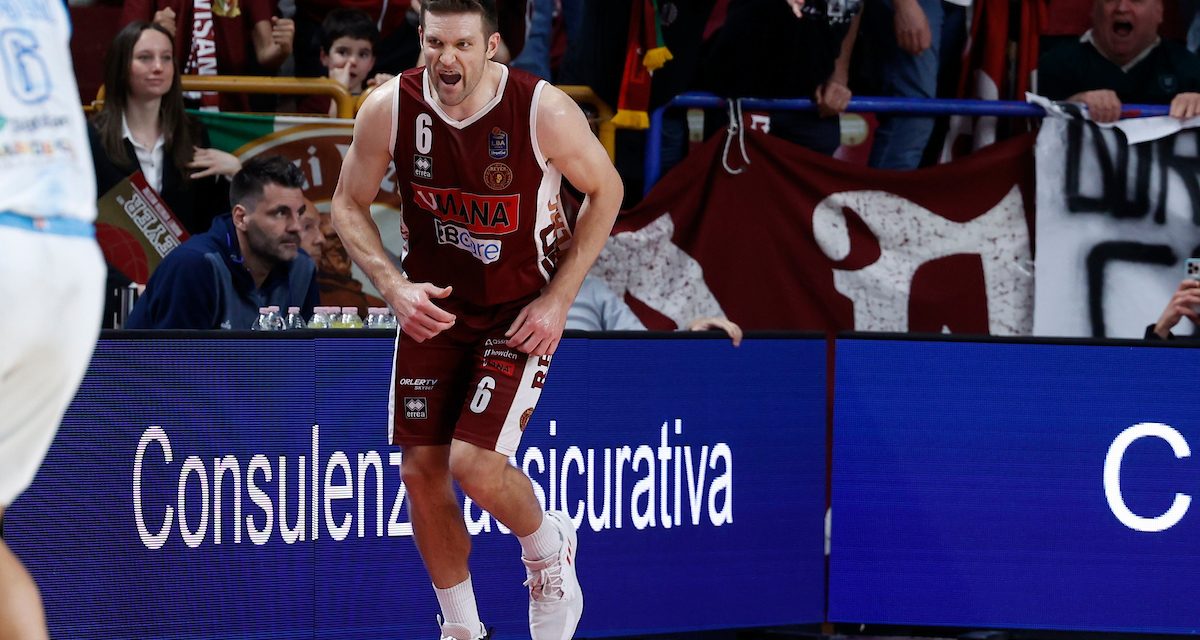 BM GAMEDAY – SPECIALE PLAYOFF LBA: La Reyer guida, rischia e vince con i liberi di Willis, Sassari lotta con cuore e tenacia ma cede in una Gara 1 pazzesca – di Daniele Morbio