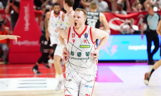 BM ON LBA/È FESTA UNAHOTELS, TRENTO CROLLA AL PALABIGI 94-66: REGGIO EMILIA E’ SALVA – DI MASSIMO FURLANI