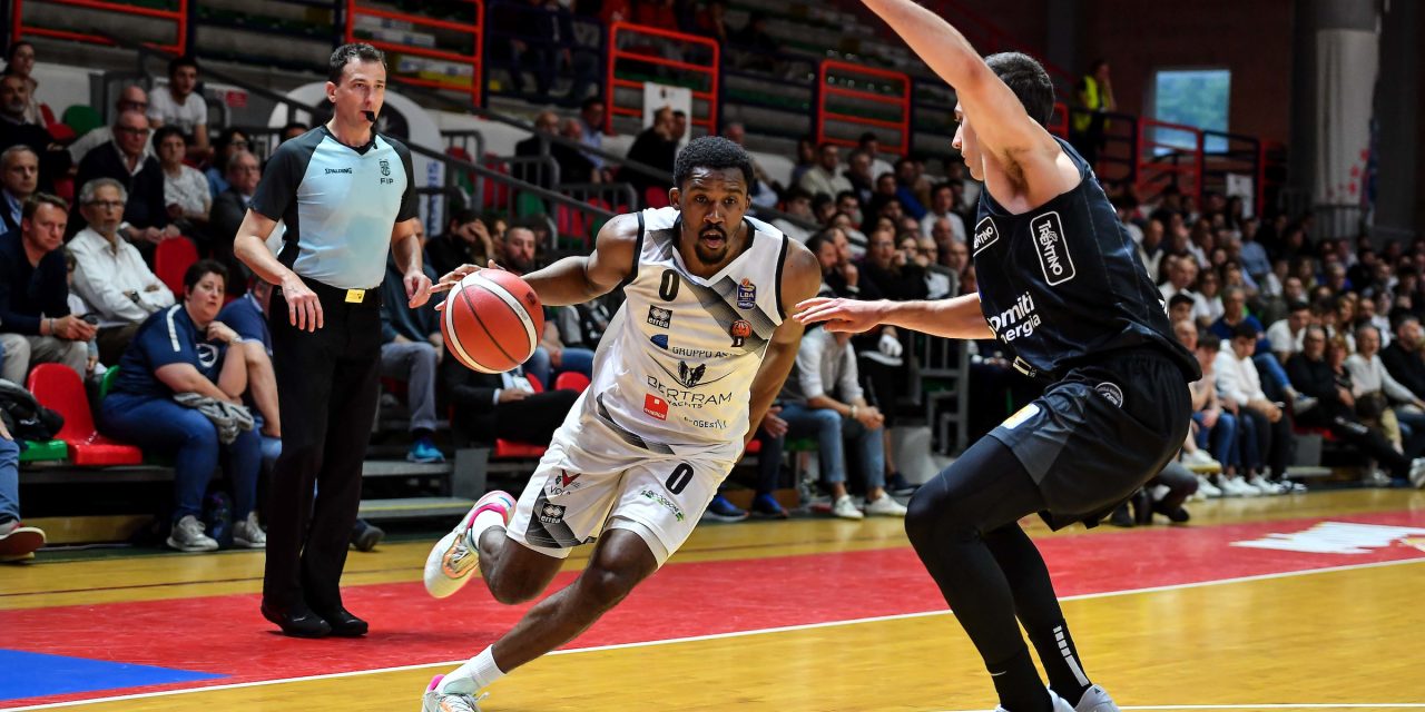 BM ON LBA SPECIALE PLAYOFF/TORTONA RESTA IN CONTROLLO, CHRISTON E HARPER DECIDONO GARA-2 CON TRENTO (84-81) – DI MASSIMO FURLANI