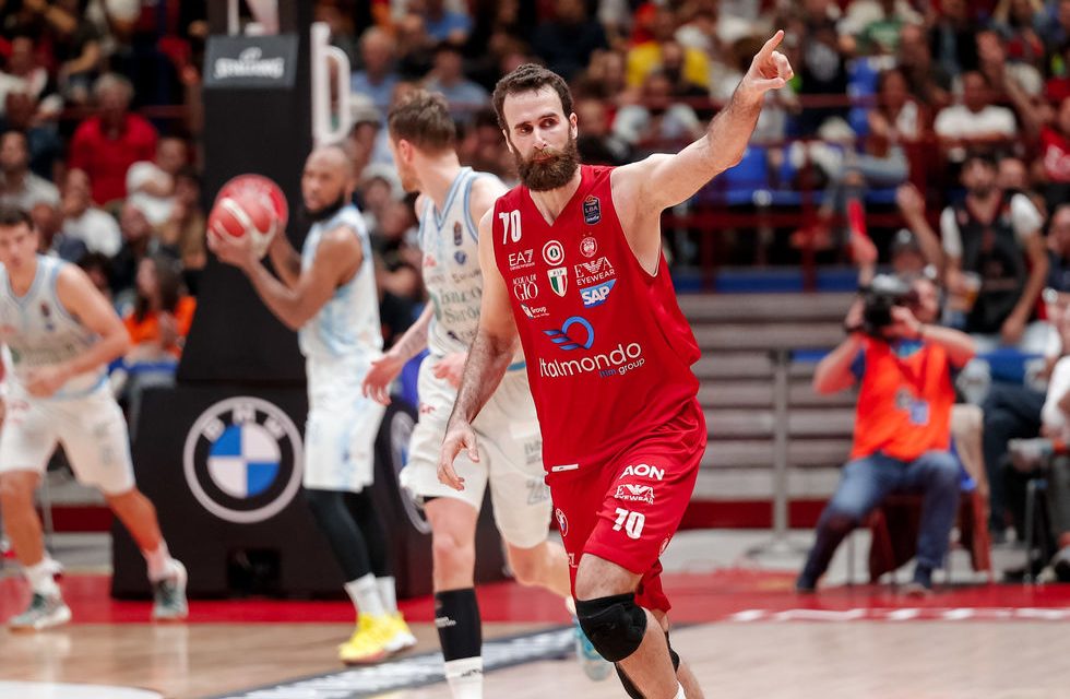 Milano, in gara 2 contro Sassari la miglior partita stagionale di Datome (19 punti)