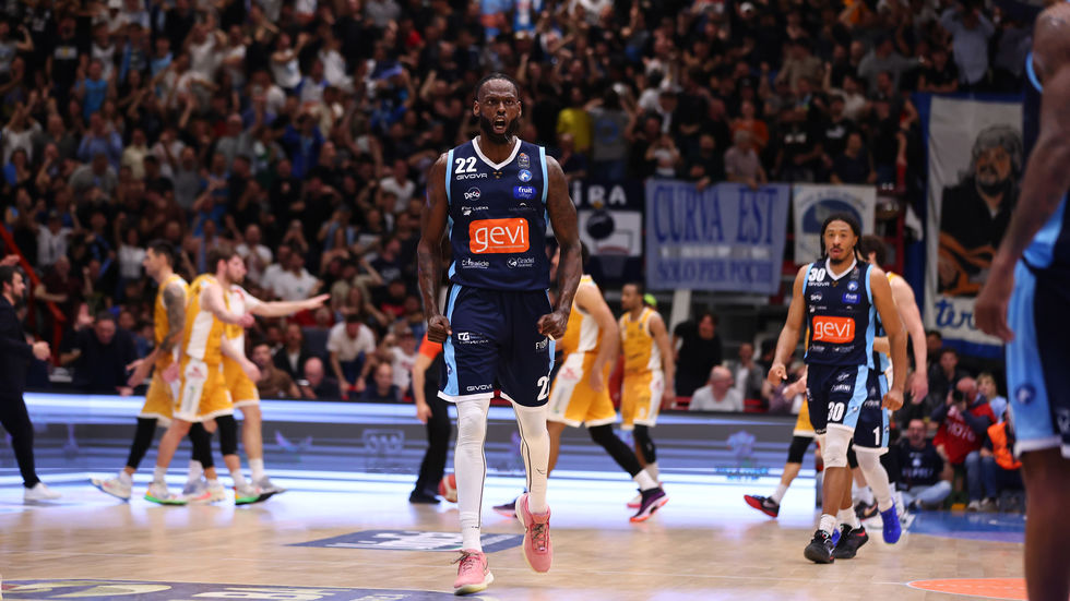Napoli, parla Jacorey Williams: “Mi piacciono i giocatori alla Patrick Beverley, i tifosi partenopei ci danno molta energia”