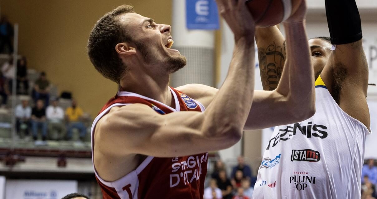 Trieste, trauma contusivo alla coscia sinistra per Lodovico Deangeli