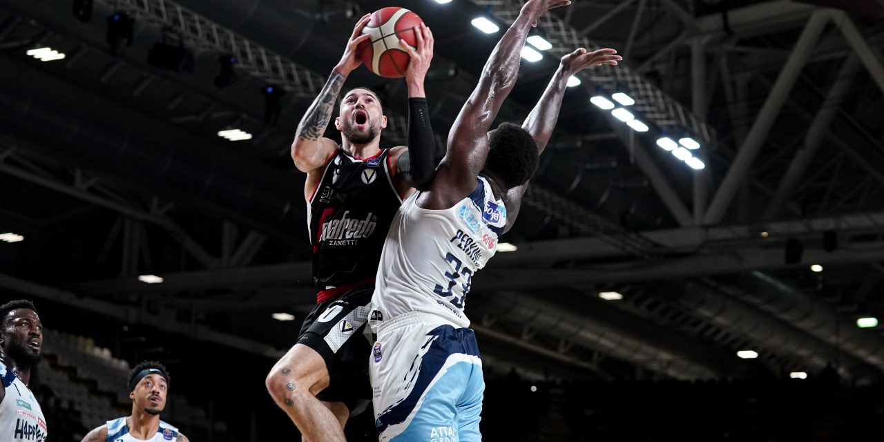 BM ON LBA SPECIALE PLAYOFF/ Dominio Virtus alla SegafredoArena: Brindisi battuta 104-68 – di Eugenio Petrillo