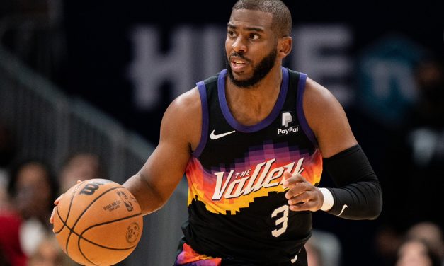 NBA, i Phoenix Suns tagliano Chris Paul