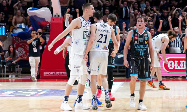 BM ON A2 SPECIALE PLAYOFF/ LE PAGELLE: Candussi e Fantinelli guidano la Fortitudo alla vittoria, non bastano a Cremona Denegri e Pacher – di Alessandro di Bari