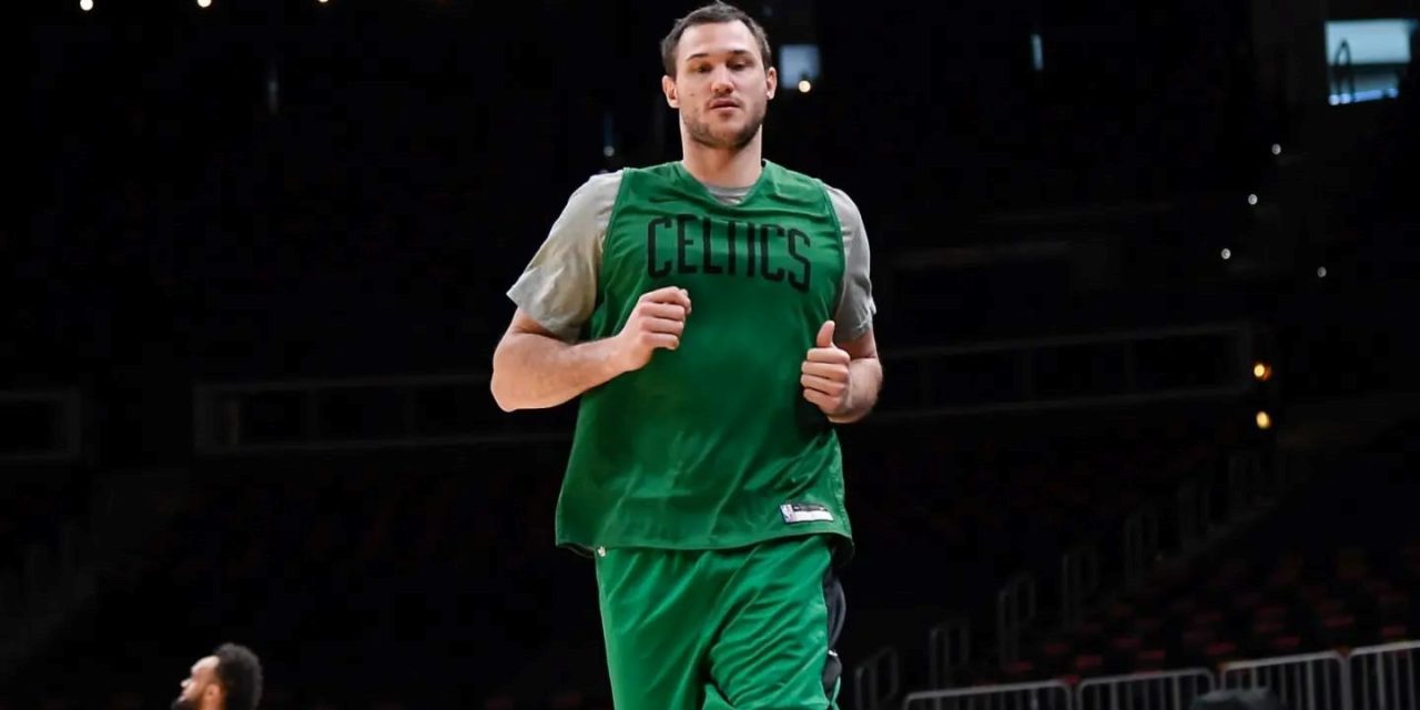 NBA – trade tra Celtics, Wizards e Grizzlies: Gallinari e Smart via da Boston, arriva Porzingis