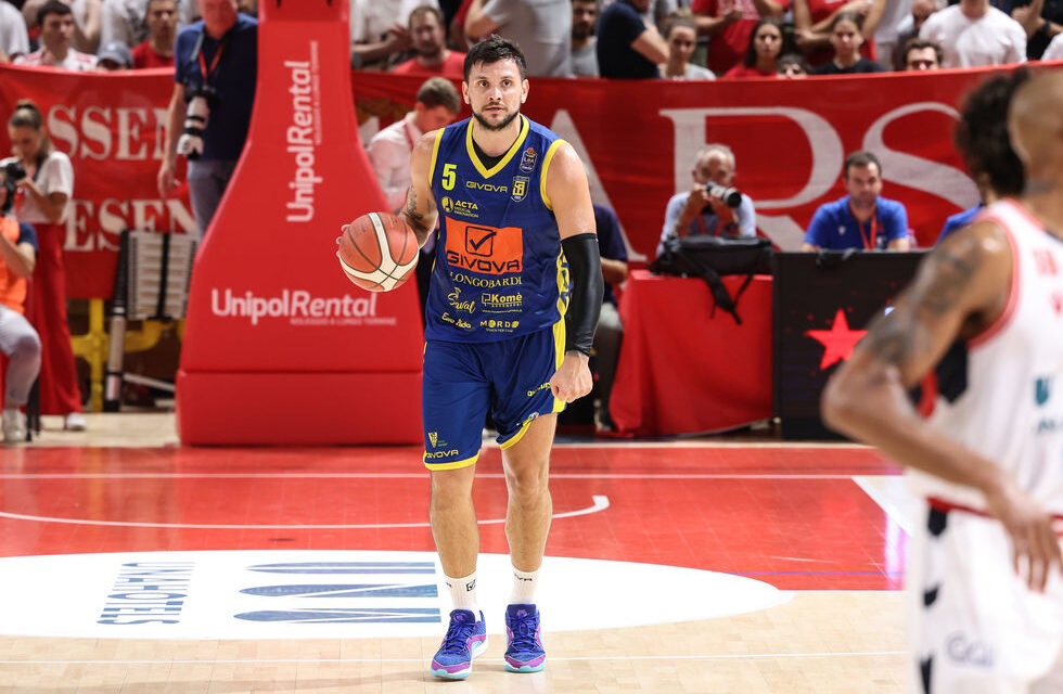SCAFATI, ALESSANDRO GENTILE SI RACCONTA: “NON DEVO DIMOSTRARE NULLA AGLI ALTRI, SOLO A ME STESSO. OBIETTIVI FUTURI? VINCERE E TORNARE A GIOCARE IN EUROLEGA”