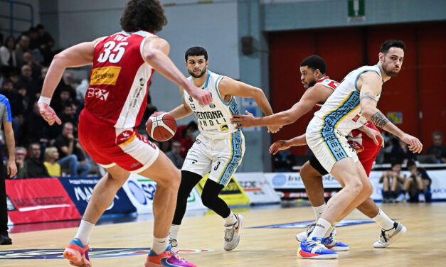 BM ON LBA/ CON UNA GRANDE PARTITA DI SQUADRA CREMONA BATTE PESARO 96-69 – di RICCARDO PIRRO’