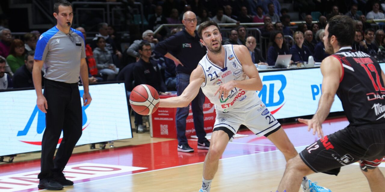 BM ON A2/LE PAGELLE: Capitan Fantinelli e gli americani dirigono l’ottava sinfonia della Fortitudo – di Alessandro di Bari