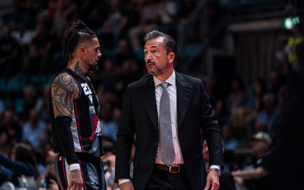 BM DA EUROLEAGUE/ Virtus, Banchi: “Affrontiamo un Fener motivato che arriva da una striscia negativa”. Hackett. “Il loro reparto esterni è ricco di talento”