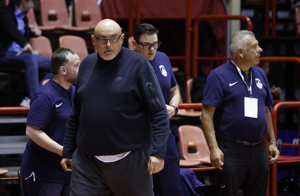 Scafati, ecco il nuovo coach Boniciolli: “Grazie alla chiamata di patron Longobardi sono dove volevo essere. Voglio provare a raggiungere i playoff”