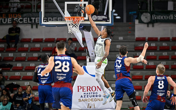 BM ON FIBA BCL/ Sassari agguanta i play-in all’ultima curva, King Szczecin ko 97-81 – di Valerio Laurenti