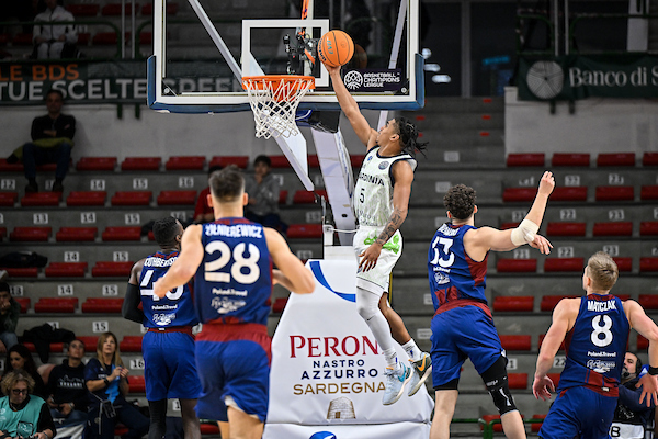 BM ON FIBA BCL/ Sassari agguanta i play-in all’ultima curva, King Szczecin ko 97-81 – di Valerio Laurenti