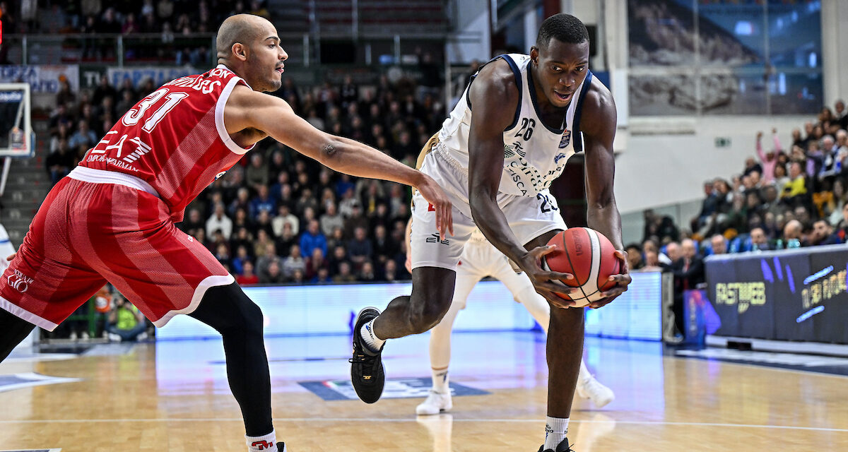 BM ON LBA/VINCE SASSARI MERITATAMENTE, MILANO PARTE MALISSIMO PROVA POI A RIENTRARE CON UN SUPER SHIELDS MA NON BASTA  – di GIANFRANCO PEZZOLATO