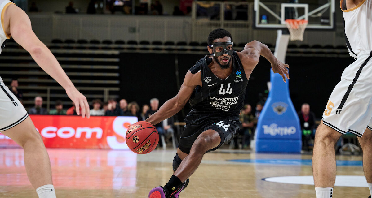 BM DA EUROCUP/Il canestro di Baldwin è fuori tempo massimo, una Trento decimata lotta ma perde contro Ulm (83-85) – Di Massimo Furlani