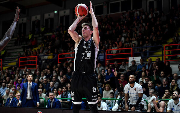 Prove di rinnovo tra Tortona e Severini, ma c’è distanza tra le parti