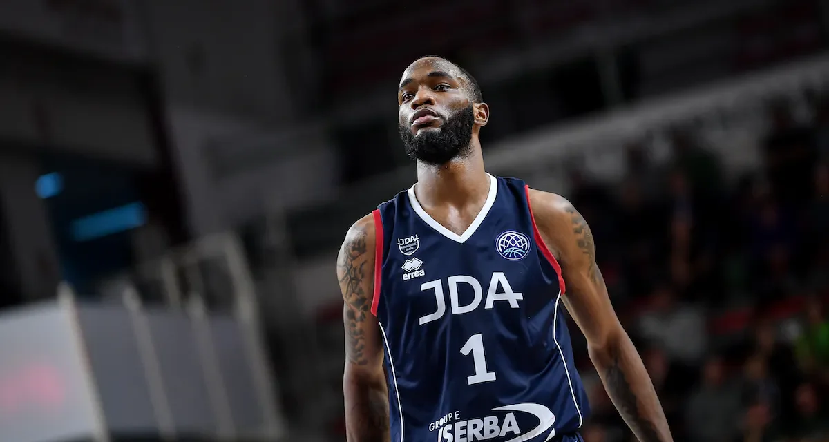 Pesaro, ecco Markis Mcduffie: “Sono stato accolto a braccia aperte sia dal coach che dai compagni”