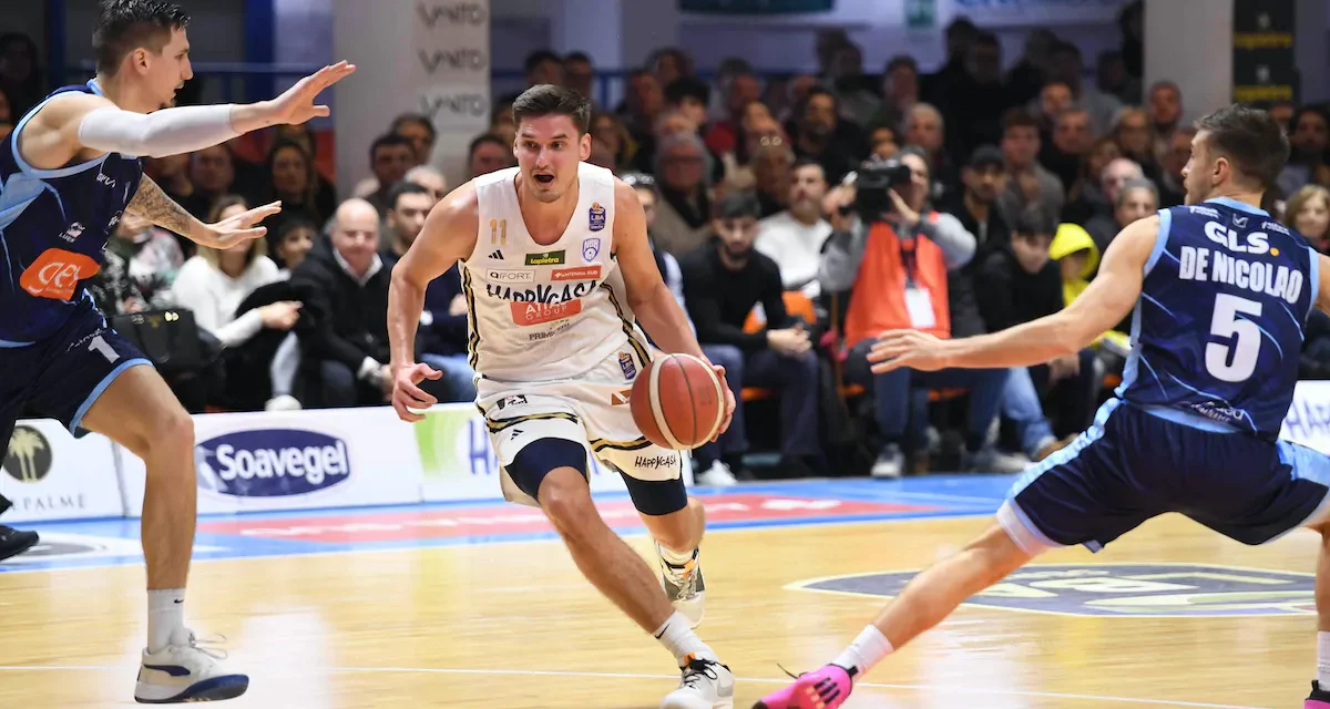 Brindisi, Nate Laszewski crede nella salvezza: “Non molleremo, vogliamo stare uniti e vincere partite”