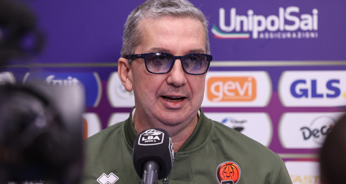 BERTRAM DERTHONA TORTONA, GLI OBIETTIVI DI COACH DE RAFFAELE: “DEVO TRASMETTERE FIDUCIA A UNA SQUADRA PERCHÉ CIÒ CHE MANCA ORA È IDENTITÀ”