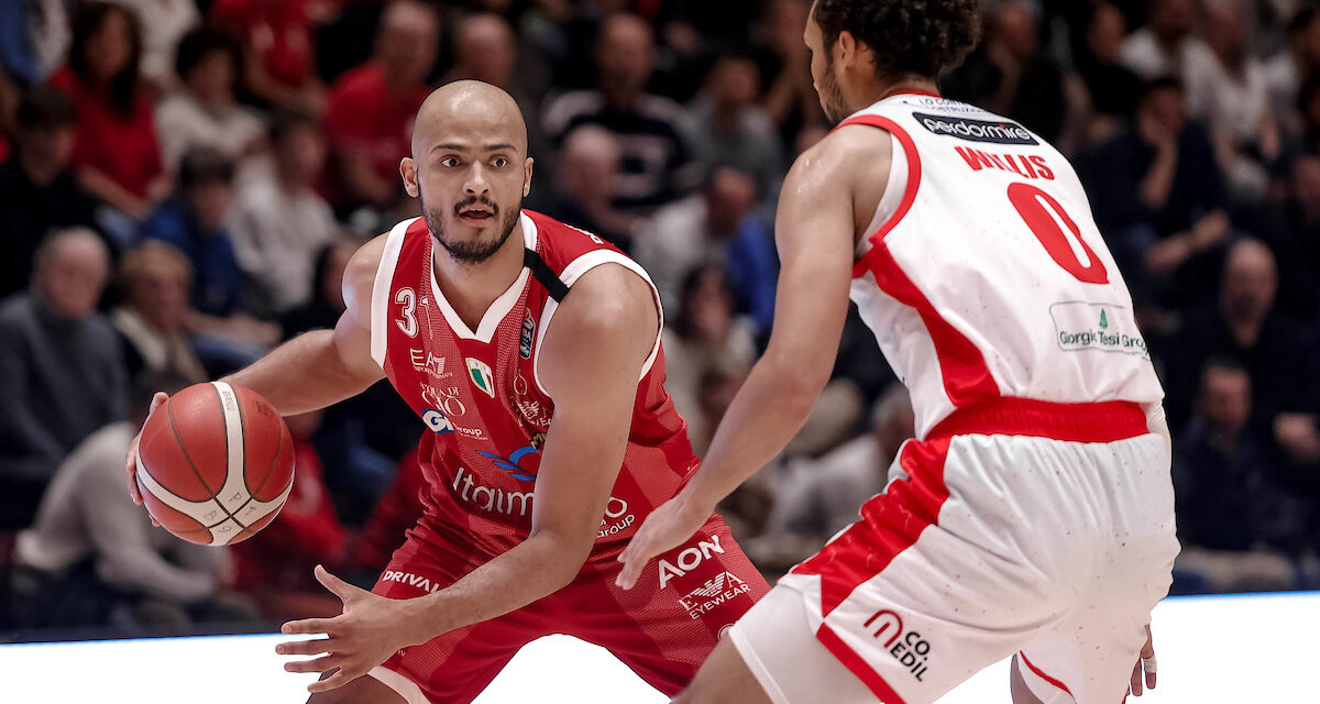 BM GAMEDAY LBA/SHIELDS, VOIGTMANN E L’ORGOGLIO DI MILANO, MOORE E VARNADO NE SEGNANO 41 IN DUE , LE PAGELLE: – di GIANFRANCO PEZZOLATO