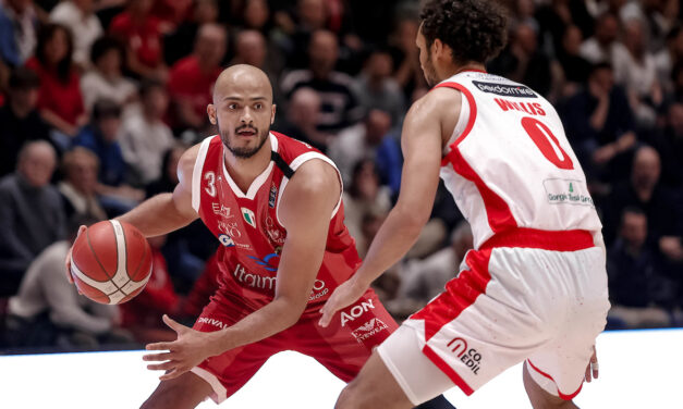 BM GAMEDAY LBA/SHIELDS, VOIGTMANN E L’ORGOGLIO DI MILANO, MOORE E VARNADO NE SEGNANO 41 IN DUE , LE PAGELLE: – di GIANFRANCO PEZZOLATO