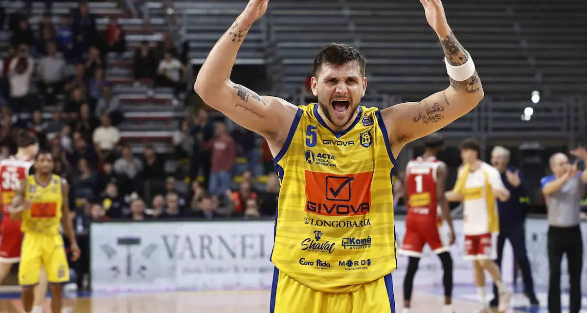 Scafati, nella vittoria contro Pesaro nuovo “high” stagionale per Alessandro Gentile (22 punti)