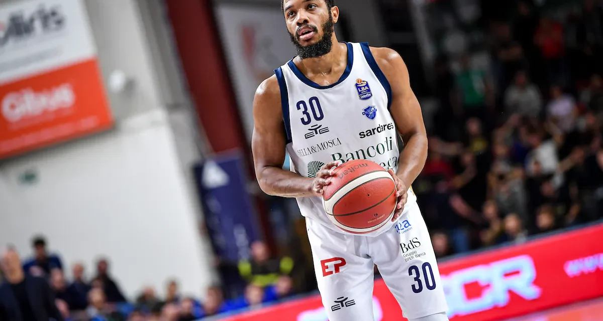 Sassari, contro Cremona i migliori Jefferson (21 punti e 24 di valutazione) e Charalampoupolos (24 punti e 31 di valutazione) della stagione