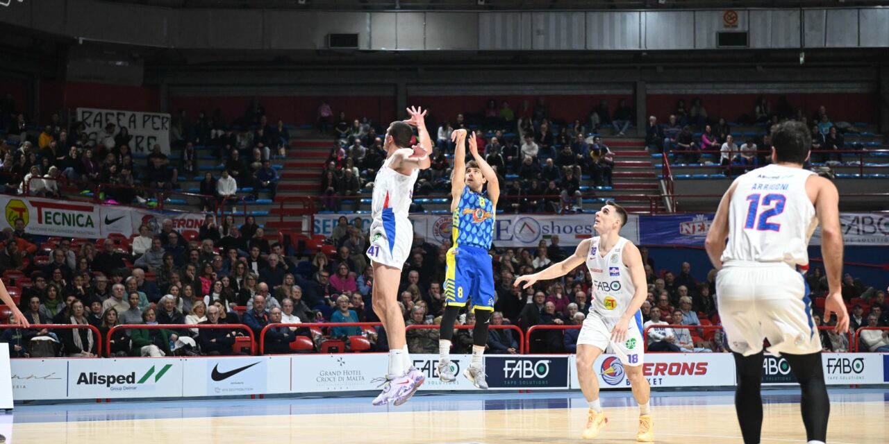 FOCUS BM/ SERIE B EMOTICON GIRONE A: LA PIELLE LIVORNO VINCE CON 46 PUNTI DI SCARTO E COLPO DI PIOMBINO CONTRO HERONS CON UNA TRIPLA ALLO SCADERE – DI GIANFRANCO PEZZOLATO