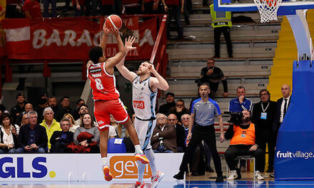 BM ON LBA/ Charlie Moore fa la magia, Pistoia sbanca Napoli (93-95) – di Elio De Falco