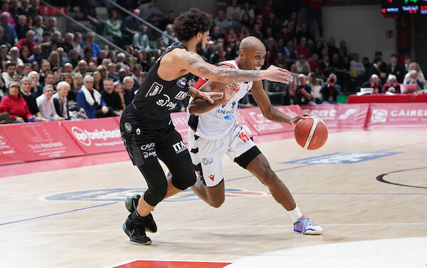 BM ON LBA/ Reggio Emilia strappa le ali all’Aquila Trento (77-75) – DI MARIA FEDERICA TROMELLINI