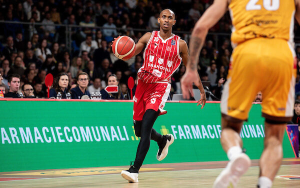 BM Gameday LBA/ Le Pagelle: Per Reggio Emilia Tarik Black domina in area, brillano anche Galloway e Smith. Si salva solo Mcduffie nelle fila di Pesaro – di Valerio Laurenti