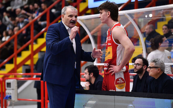 BM POST MATCH/ Pesaro, Sacchetti: “Vittoria importante”. Brescia, Magro: “Abbiamo tirato male da tre punti e perso palloni”