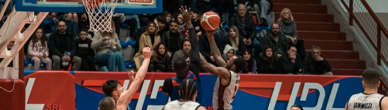 BM ON A2/ Fase a Orologio, 5 giornata – Gli Anticipi: l’Urania Milano sorprende Verona dopo un overtime, Cividale sconfigge Latina