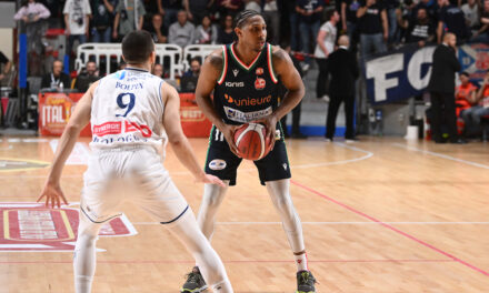 BM SPECIALE FINAL 4/ A2 – LE PAGELLE: UN JOHNSON SPETTACOLARE REGALA LA COPPA A FORLÌ, BRILLANO ANCHE CINCIARINI E RADONJIC. OGDEN E FANTINELLI NON SALVANO LA FORTITUDO – DI VALERIO LAURENTI