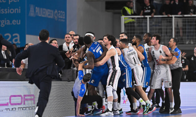 BRESCIA-VIRTUS, FINALE BOLLENTE CON RISSA. ECCO IL VIDEO