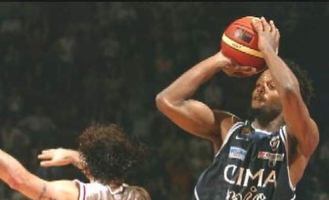 DRAMMA FORTITUDO: È SCOMPARSO RUBÉN DOULGLAS, L’UOMO DEL TIRO – SCUDETTO ALL’ISTANT REPLAY. IL CORDOGLIO DI BM ED IL RICORDO DEL VICE DIRETTORE FABRIZIO PUNGETTI