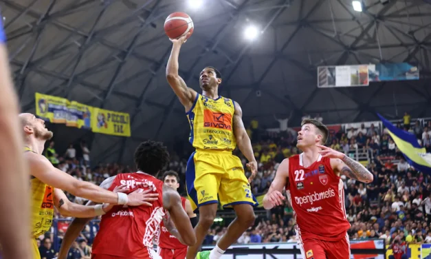 GIVOVA SCAFATI, CONTRO VARESE GERALD ROBINSON FIRMA LA SUA MIGLIOR PROVA STAGIONALE PER ASSIST DISTRIBUITI (12)