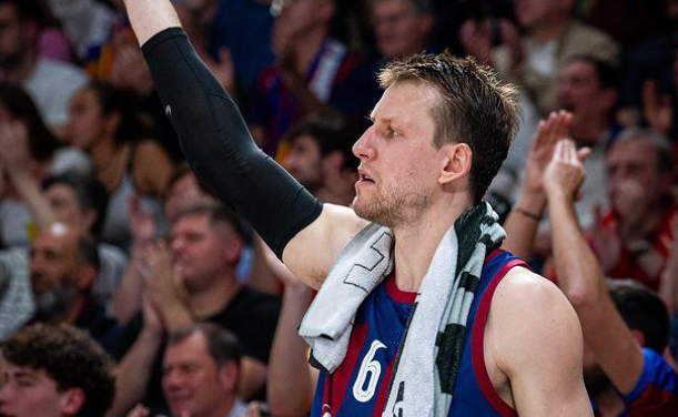 BM DA EUROLEAGUE / LE PAGELLE DI BARCA-OLYMPIACOS: PARKER FA QUELLO CHE VUOLE E VESELY DOMINA A RIMBALZO. NON BASTANO AI GRECI I 20 DI UN EROICO PETERS – DI MATTEO ORSOLAN