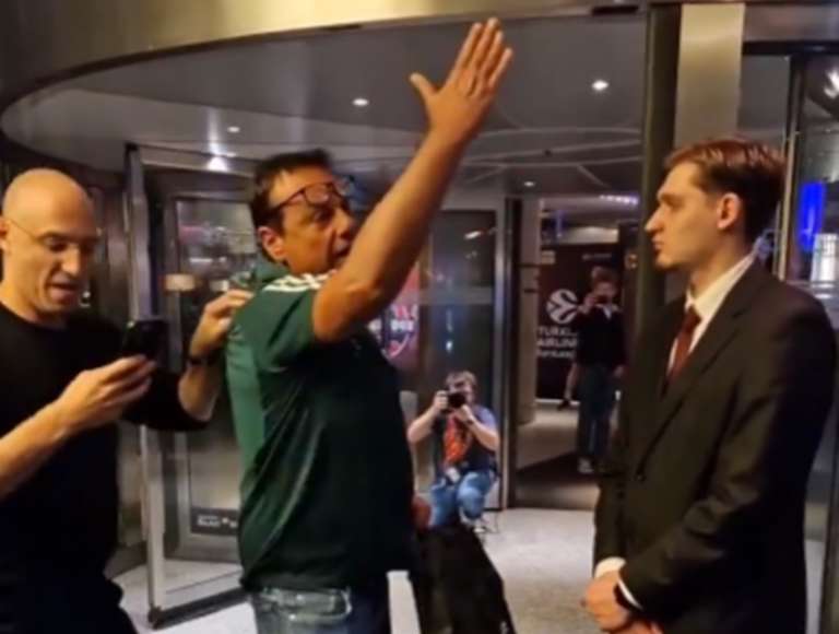 TENSIONE FUORI DALL’HOTEL DEL PANA: COINVOLTI ATAMAN E TIFOSI DEL FENER. MA È TORNATO IL SERENO CON JASIKEVICIUS CHE STEMPERA LA TENSIONE